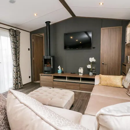 43 Pony Meadow Windermere